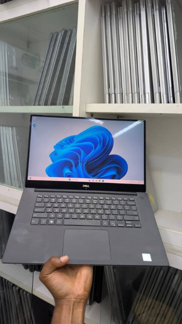 Dell precision 5530